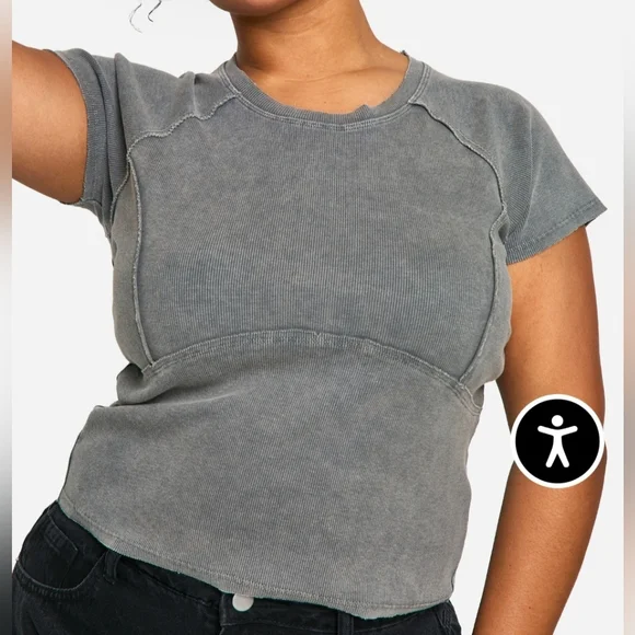 Boohoo Brand Acid Wash Ribbed Contour Seam Gray Top Plus Size 24 - Picture 3 of 6